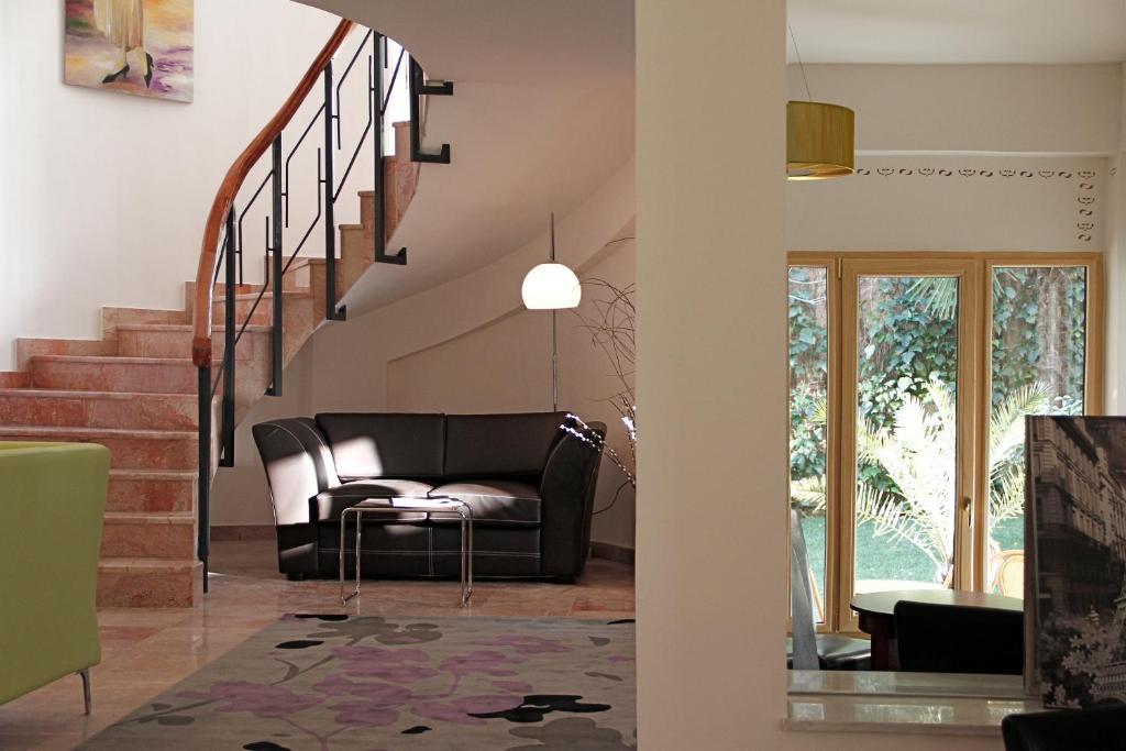 Hotel De Paris Тирана Екстериор снимка