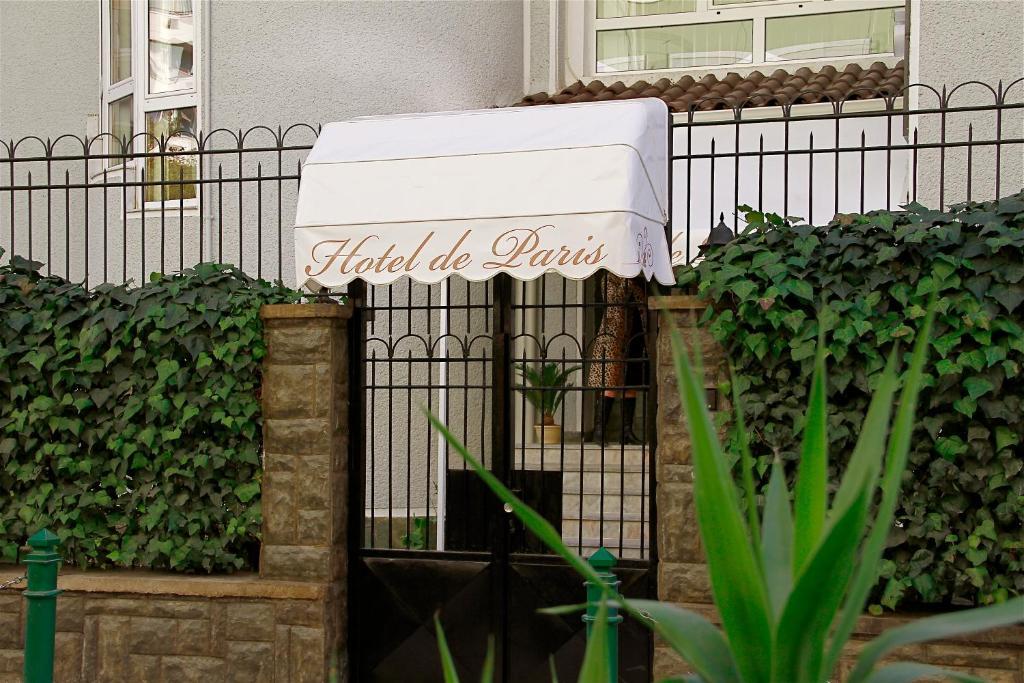 Hotel De Paris Тирана Екстериор снимка