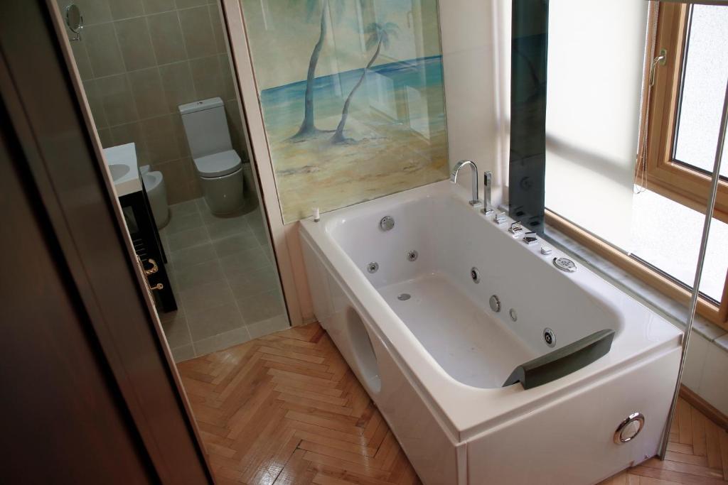 Hotel De Paris Тирана Екстериор снимка