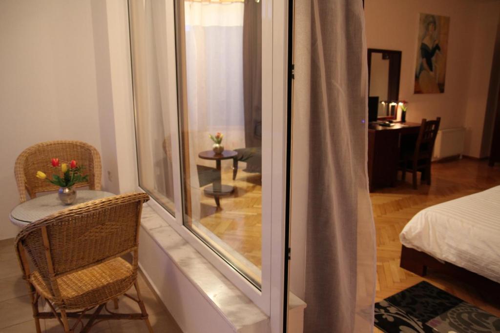 Hotel De Paris Тирана Екстериор снимка