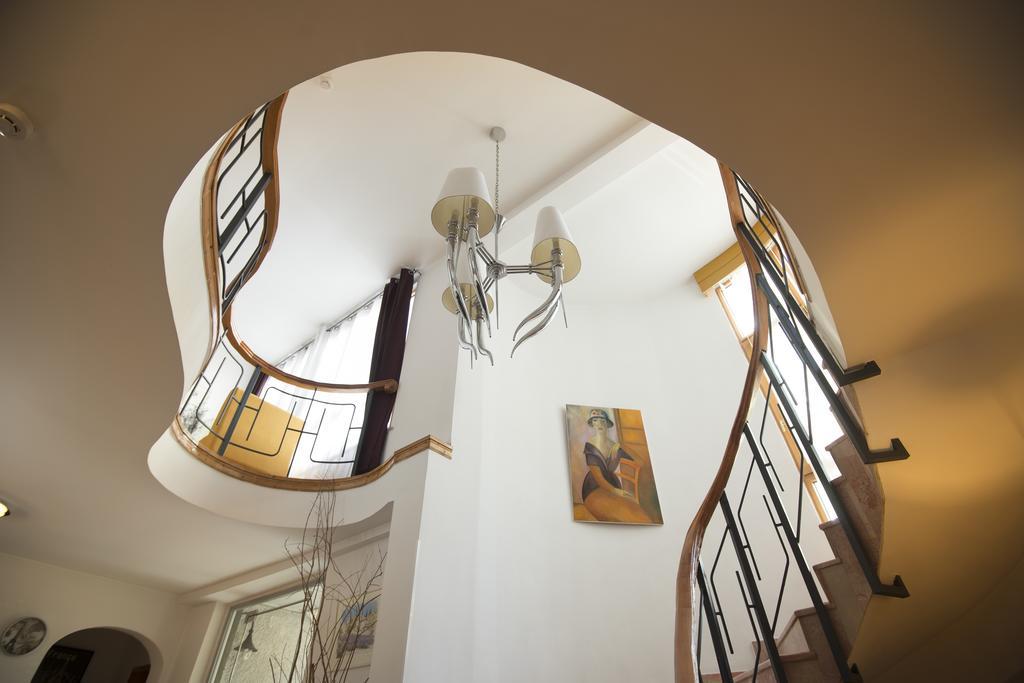 Hotel De Paris Тирана Екстериор снимка