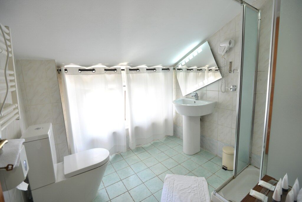 Hotel De Paris Тирана Екстериор снимка